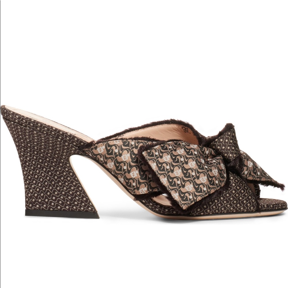 BNIB FENDI BOW SLIDE SANDALS - Picture 2 of 4